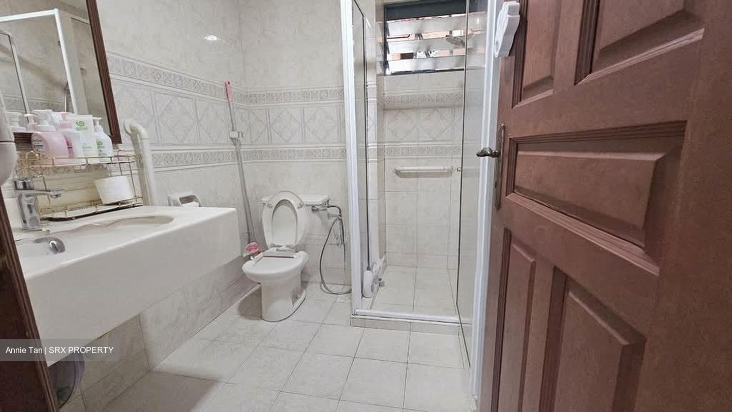 Hillview Heights (D23), Condominium #575944631